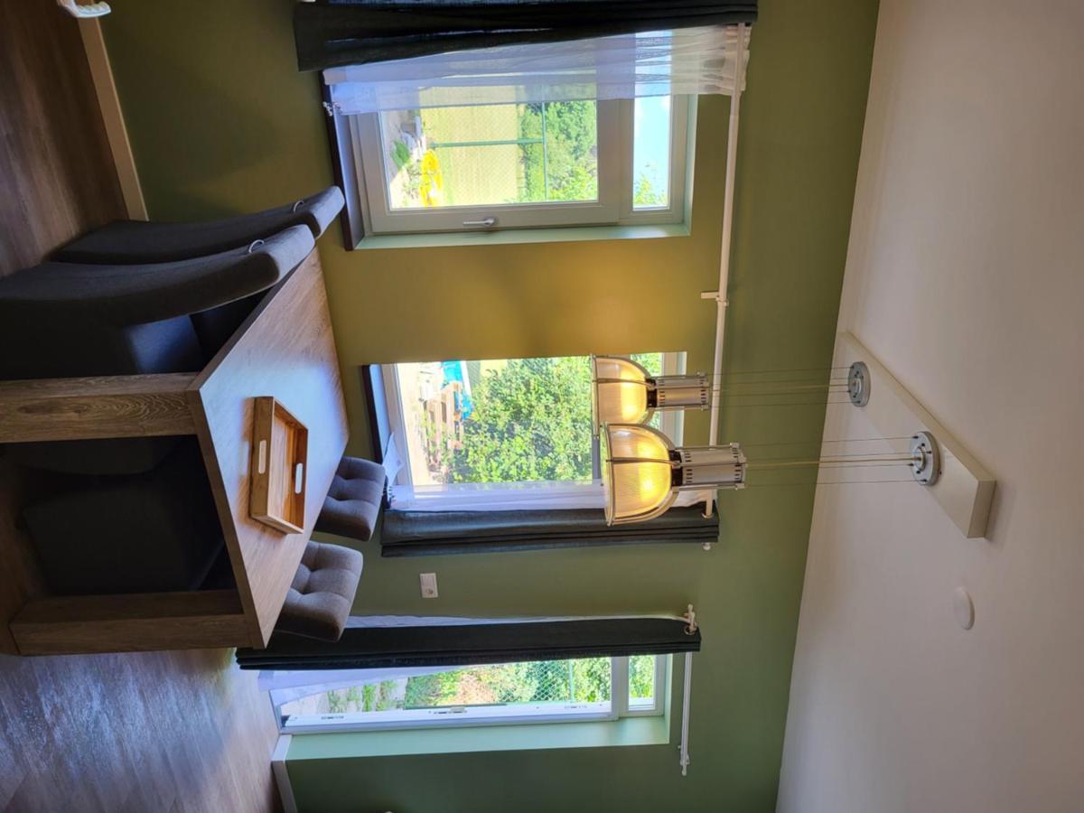 Heerlijk Appartement 'La Bienvenue' In Venlo, Limburg ภายนอก รูปภาพ